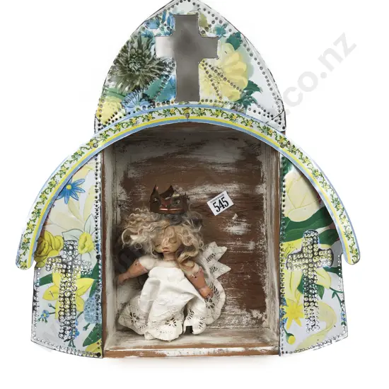 Marita Green "Divine Princess" Doll & Surrounding