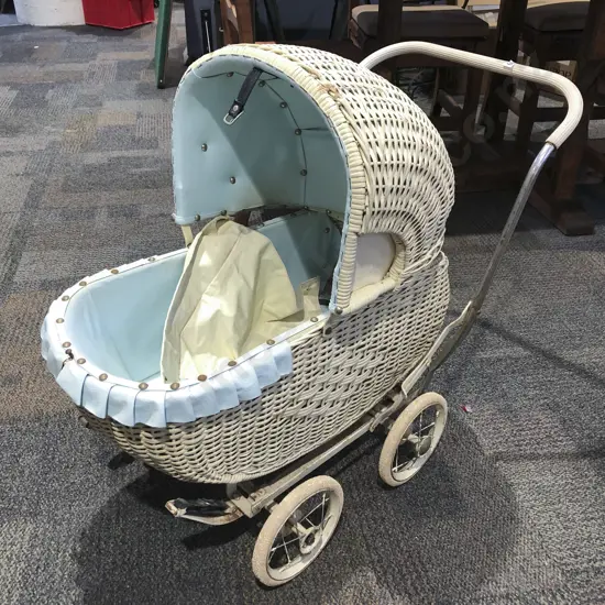Vintage Dolls Pram