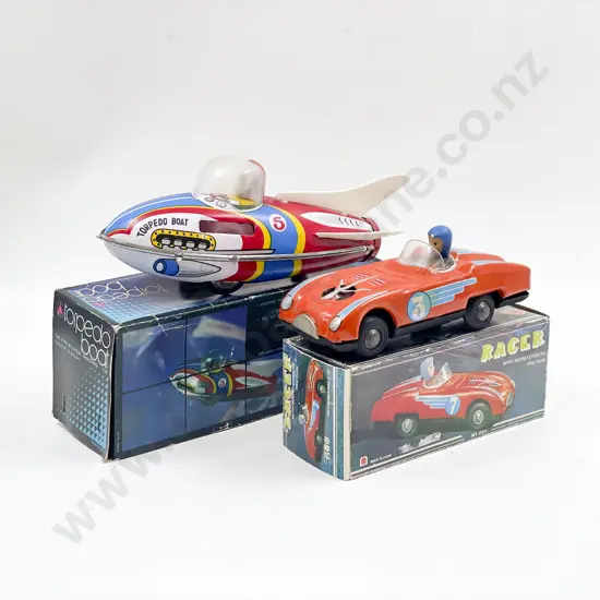 Boxed Made in China MF923 Torpedo Boat and MF800 Racer