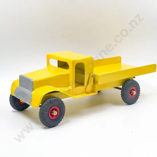 Hand Built Tinplate Flat Deck Tip Truck