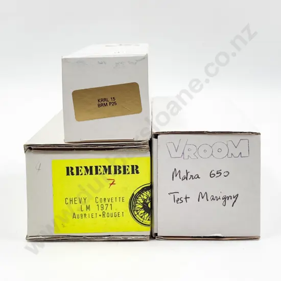 Three Mixed Manufacture Resin & Diecast Kit Set 1/43 Scale Models