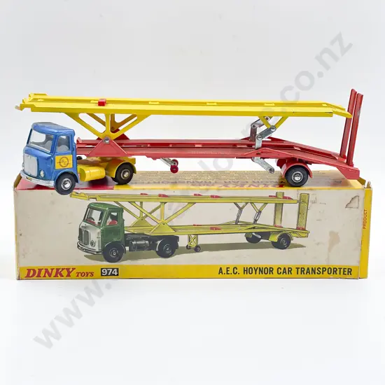 Dinky Boxed 974 AEC Hoynor Car Transporter