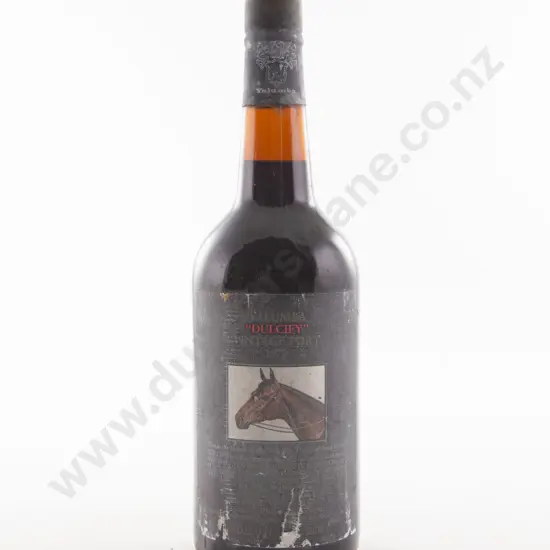 1 Bottle Australian Yalumba "Dulcify" Vintage Port 1979