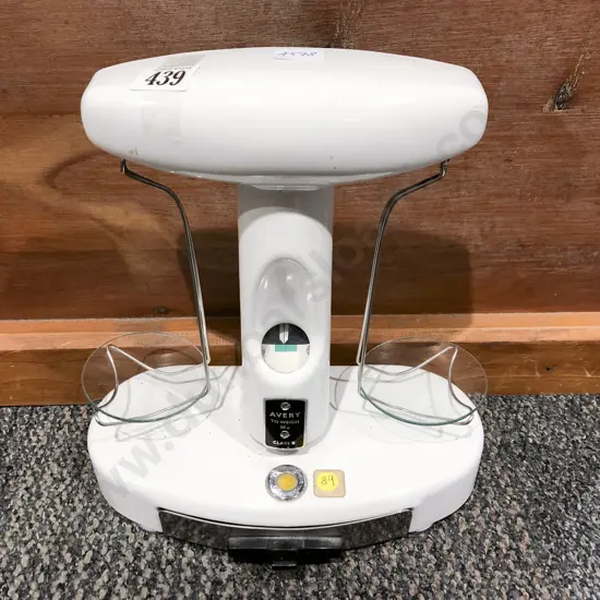 Vintage Avery Balance Scale