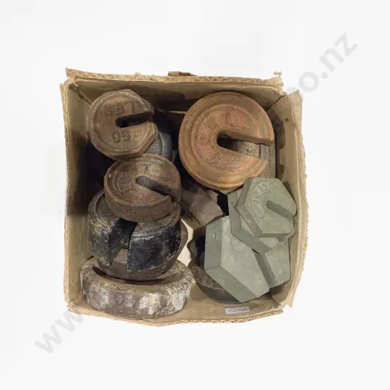 Small Quantity of Assorted Vintage Scale Weights