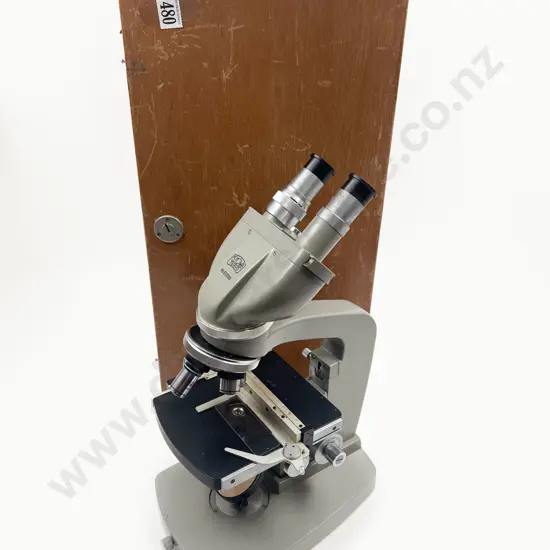 Kyowa Slide Microscope with Case