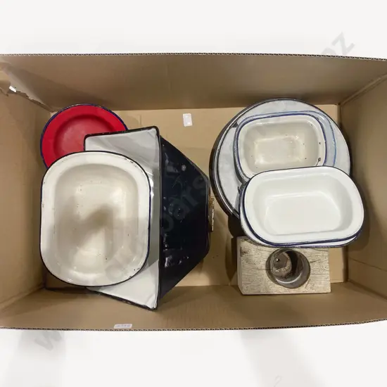 Box Quantity of Assorted Vintage Enamel