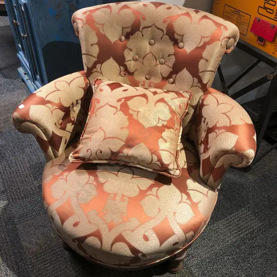 Modern Upholstered Button Back Tub Chair