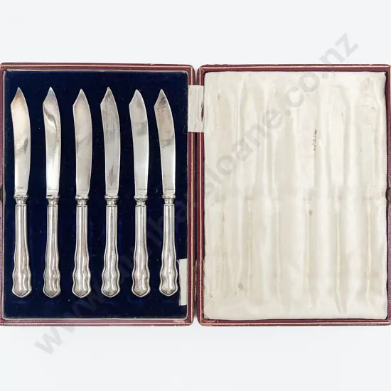 Cased Set of Six S/S Handled Fish Knives