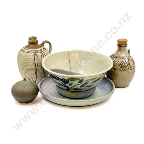Quantity of Assorted Pottery