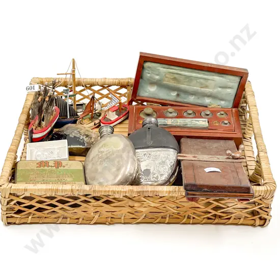 Quantity of Assorted Vintage Items on Tray