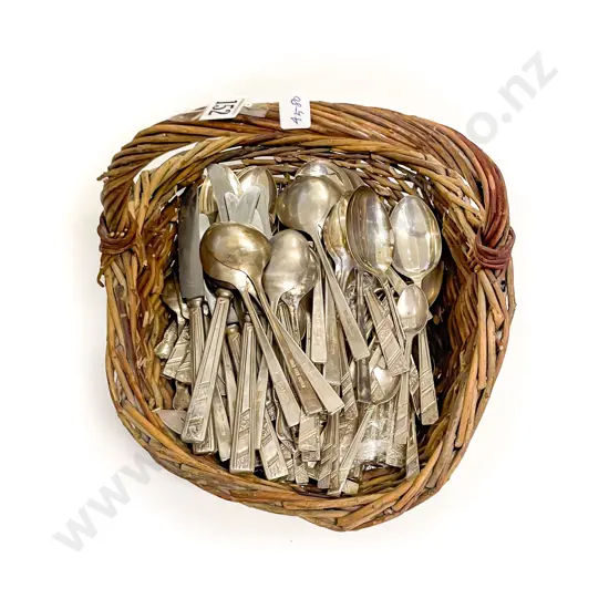 Quantity of Assorted S/P Cutlery in Wicker Basket