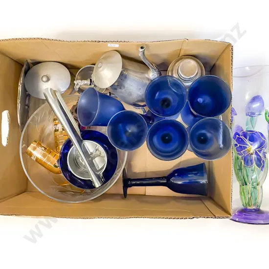Box Quantity of Assorted Glassware etc