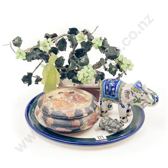 Quantity of Assorted Ornaments etc