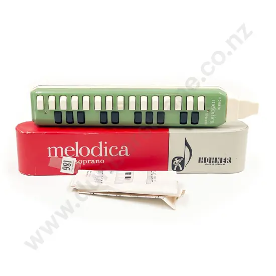 Hohner Melodica Soprano in Original Case