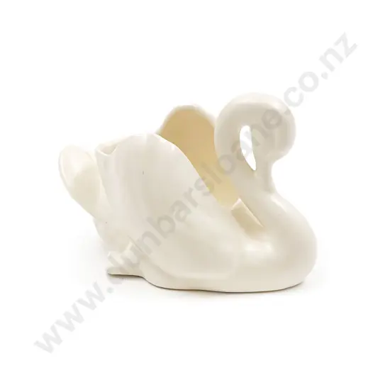 Crown Lynn Small Swan with Tiki Mark to Base