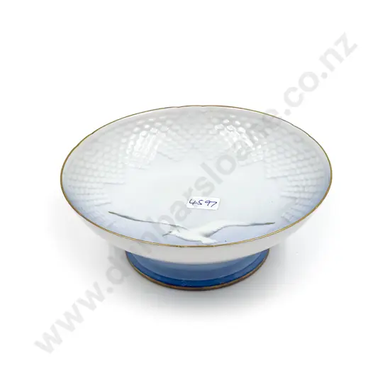 B&G Pedestal Bowl