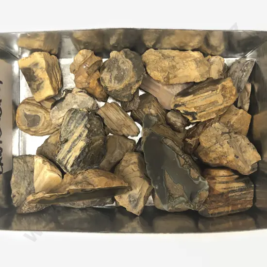 Small Quantity of Assorted NZ Agate