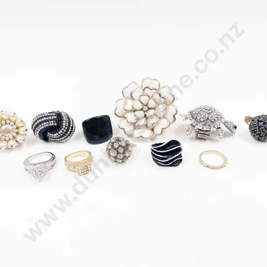 Assorted Collection of Costume Jewellery Dress Rings