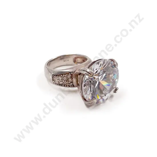 .925 Large Diamante Dress Ring
