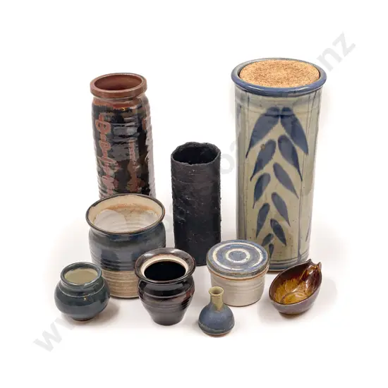 Small Quantity of Assorted Pottery
