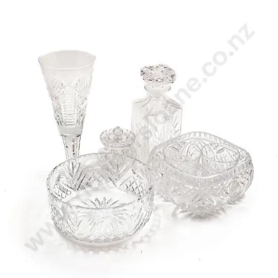 Small Quantity of Assorted Crystal & Glassware