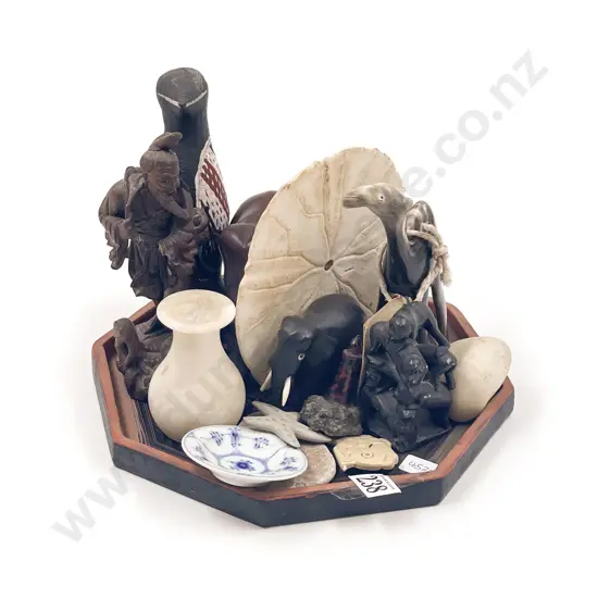 Quantity of Assorted Ornaments etc