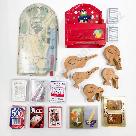 Quantity of Assorted Vintage Games etc