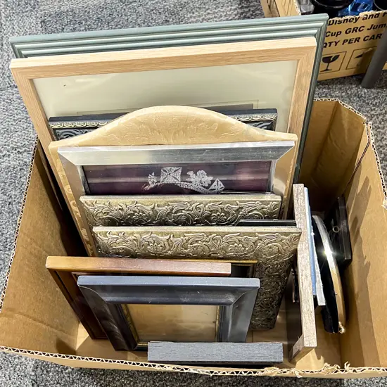 Box of Assorted Picture & Photo Frames