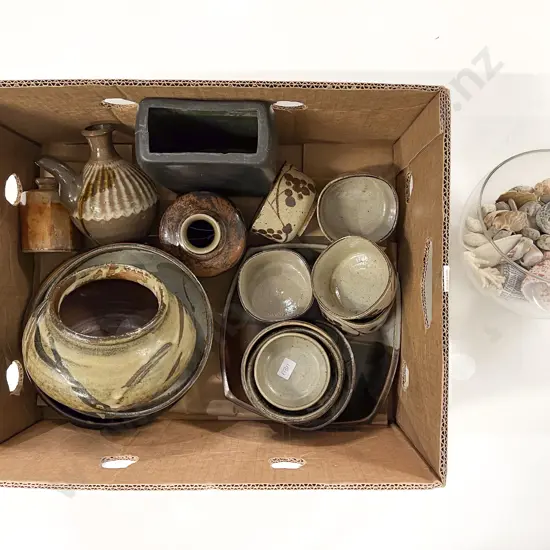 Box Quantity of Assorted Pottery etc