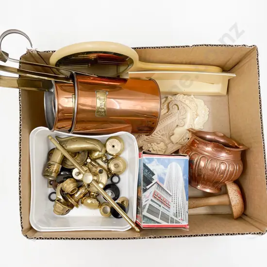 Box Lot of Assorted Metalware etc