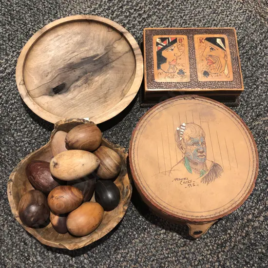 Quantity of Assorted Decorative Woodware etc - PLEASE NOTE: PHOTO CHANGE