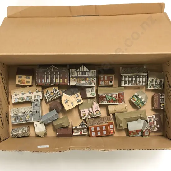 Small Quantity of Assorted Miniature Buildings
