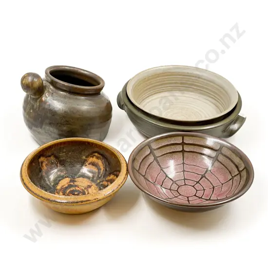 Quantity of Assorted Pottery
