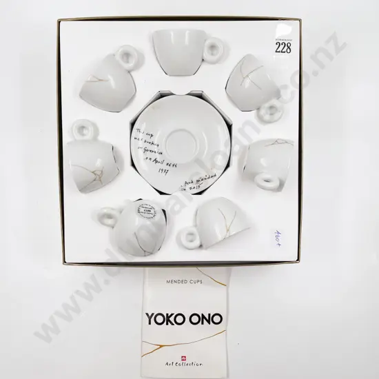 Boxed Illy Art Collection "Yoko Ono" Mended Cup Set