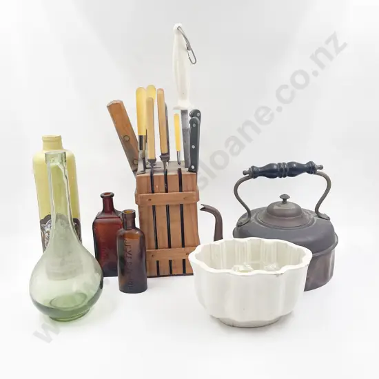 Quantity of Assorted Vintage incl Knife Block Jelly Mould etc