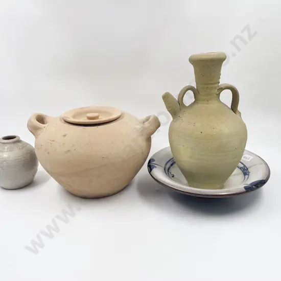 Four Pieces of Assorted Pottery