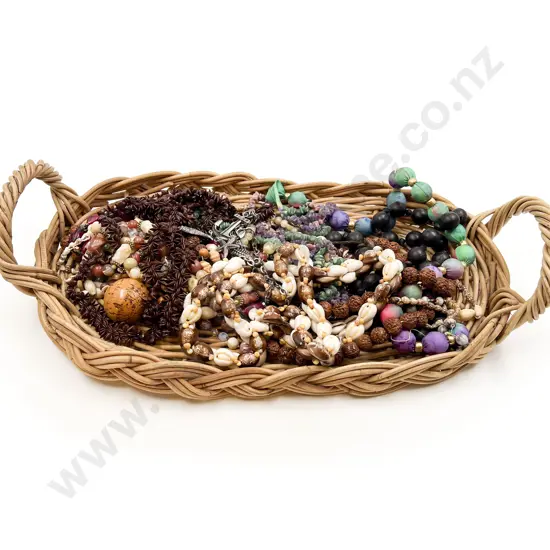 Quantity of Assorted Costume Jewellery Necklaces etc