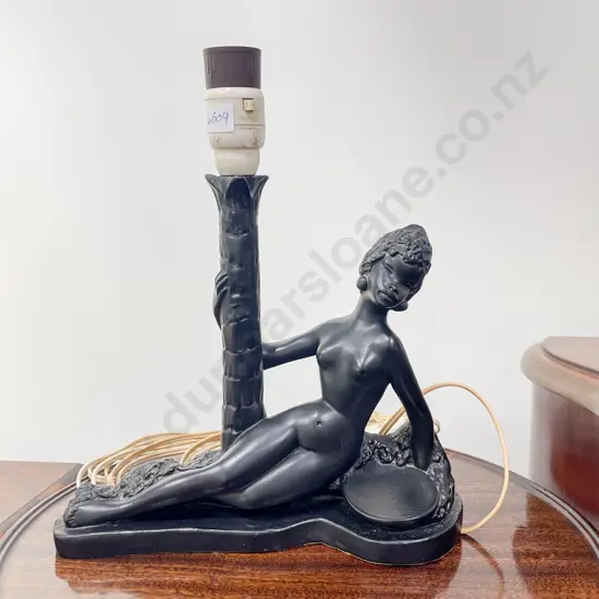 Mid Century/Retro Figural Table Lamp