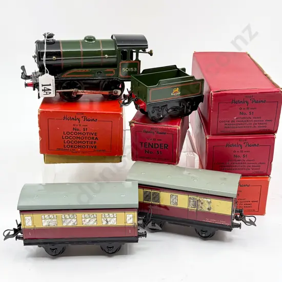 Hornby O Gauge Boxed Clockwork No51 Locomotive and Tender with Coaches
