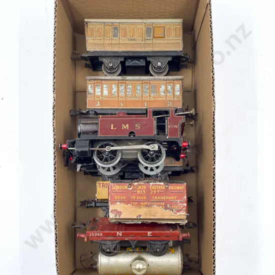 Hornby O Gauge Type 101 Tank LMS 2270 with three LNER Coaches and three rolling stock wagons