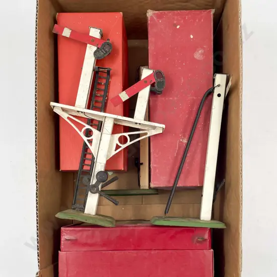 Hornby O Gauge Boxed Signals