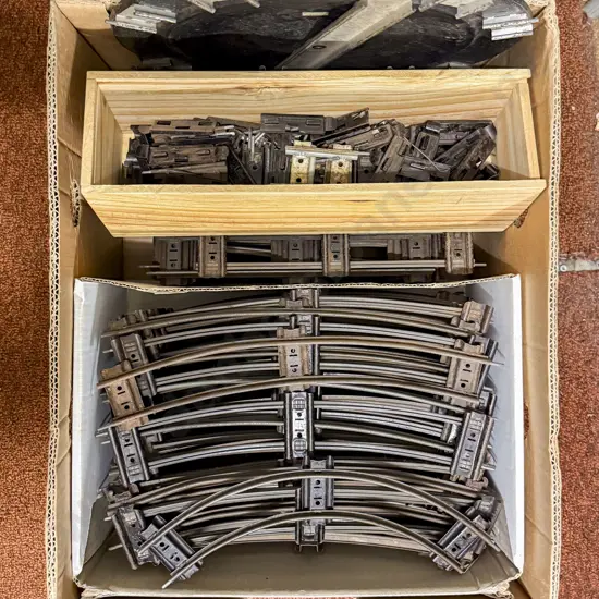 Hornby O Gauge Carton Qty Track with Turntable