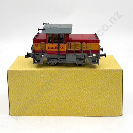 ETS 111S Boxed O Gauge Scale 1:45 DC Diesel Locomotive with sound 704 001-7 CSD