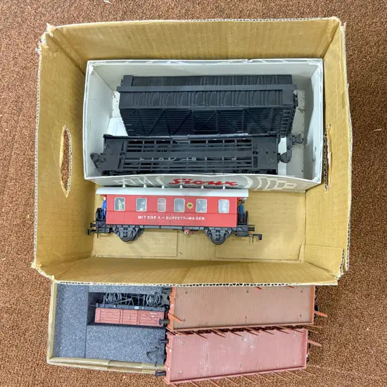 Atlas O Gauge Two Stock Car Kits (partly completed)