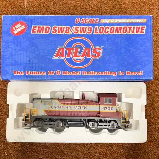 Atlas Boxed O Scale Big O Motive Power EMD SW8/SW9 Locomotive Canadian Pacific 2-Rail