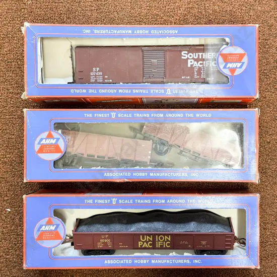 Pola Max O Scale Four Rolling Stock Wagons (boxes not matching)