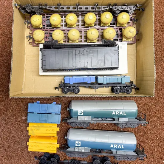Lima O Scale and Other Manufacture Rolling Stock Wagons