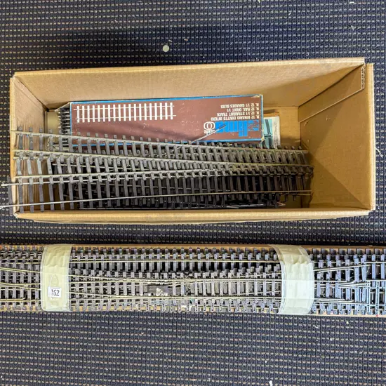 Peco and Limo New/Good Condition Used O Scale Track