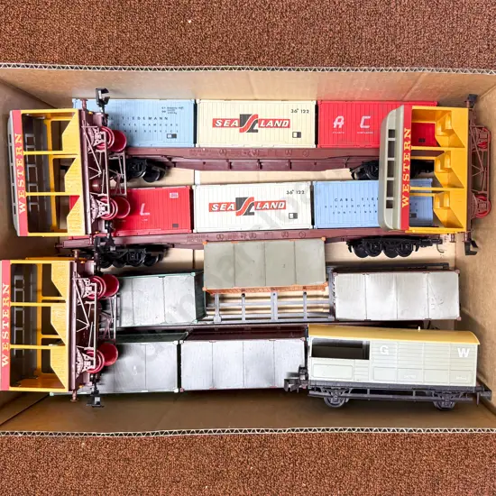 Lima O Scale Four Flat Deck Trailers each with Three Container Loads and Others